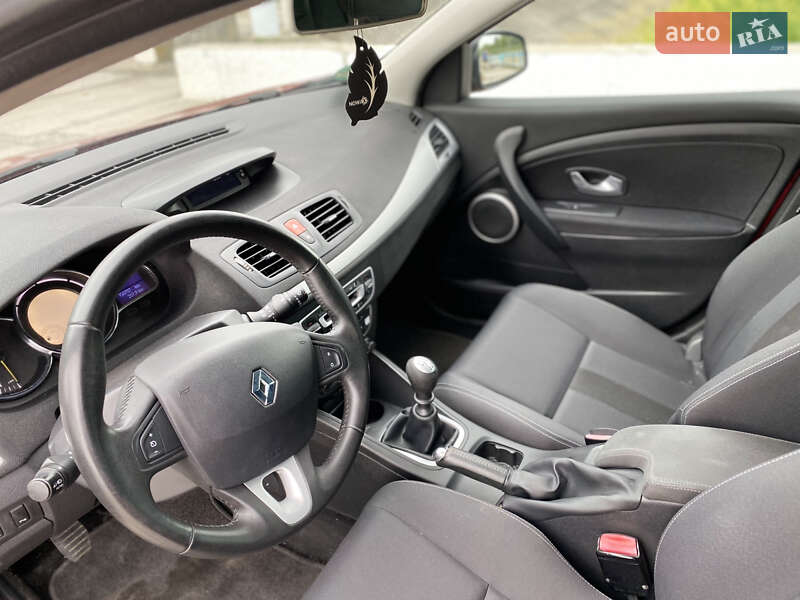 Універсал Renault Megane 2010 в Старокостянтинові