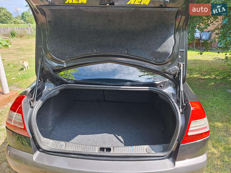 Седан Renault Megane 2006 в Борисполе фото 13 Седан Renault Megane 2006 в Борисполе