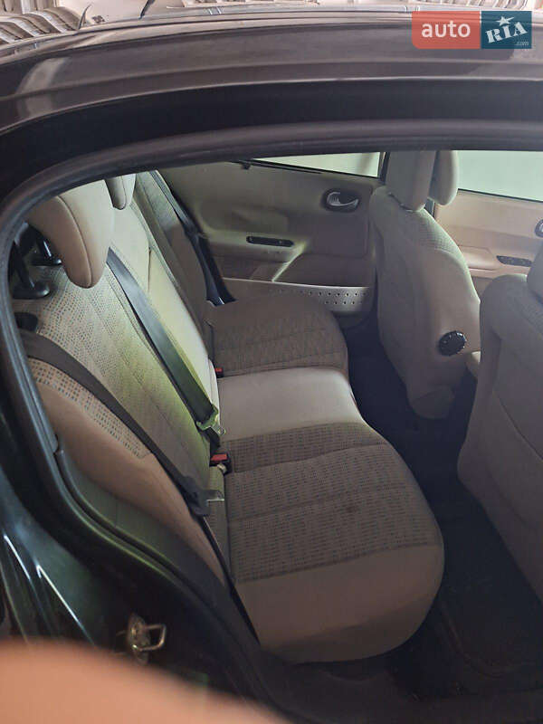 Седан Renault Megane 2006 в Борисполе фото 37 Седан Renault Megane 2006 в Борисполе