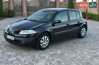 Хэтчбек Renault Megane 2007 в 