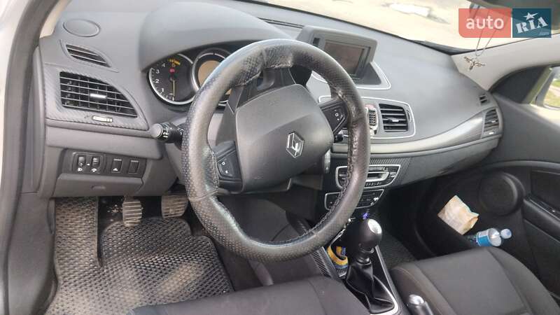 Универсал Renault Megane 2011 в Пустомытах