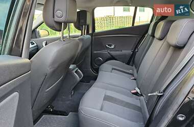 Хэтчбек Renault Megane 2009 в 