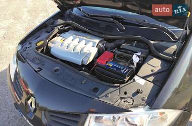 Хэтчбек Renault Megane 2005 в 