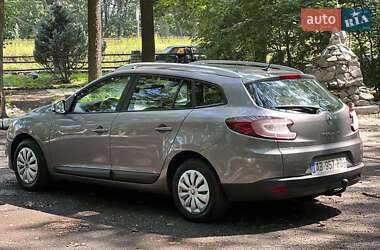 Универсал Renault Megane 2010 в 