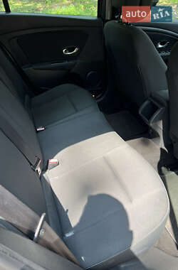 Универсал Renault Megane 2010 в 