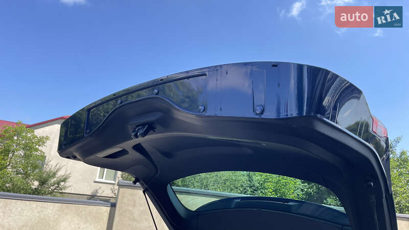 Універсал Renault Megane 2017 в Жовкві фото 61 Універсал Renault Megane 2017 в Жовкві