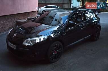 Хэтчбек Renault Megane 2010 в 