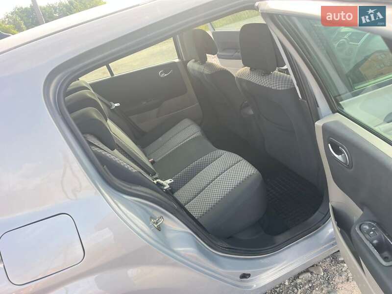 Хетчбек Renault Megane 2003 в Брошневі-Облозі