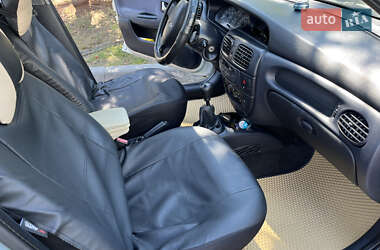 Седан Renault Megane 2002 в 