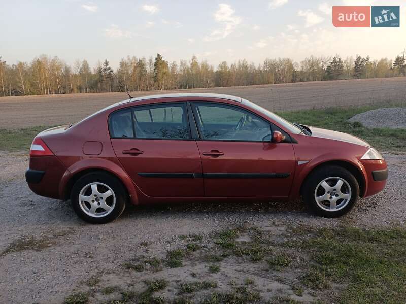 Седан Renault Megane 2005 в Киеве