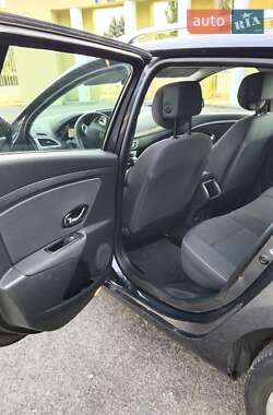 Универсал Renault Megane 2012 в 