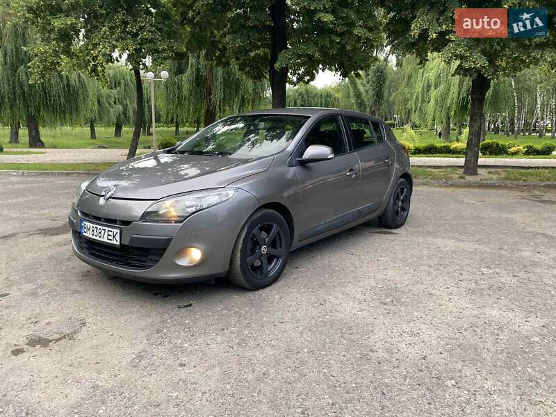 Хэтчбек Renault Megane 2011 в Сумах