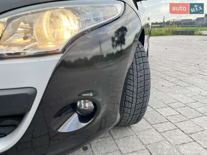 Купе Renault Megane 2010 в Миколаєві