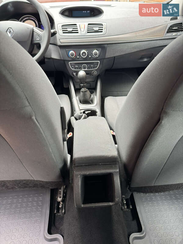 Универсал Renault Megane 2011 в Котельве