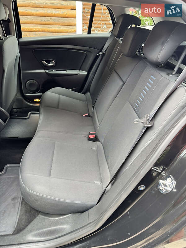 Универсал Renault Megane 2011 в Котельве