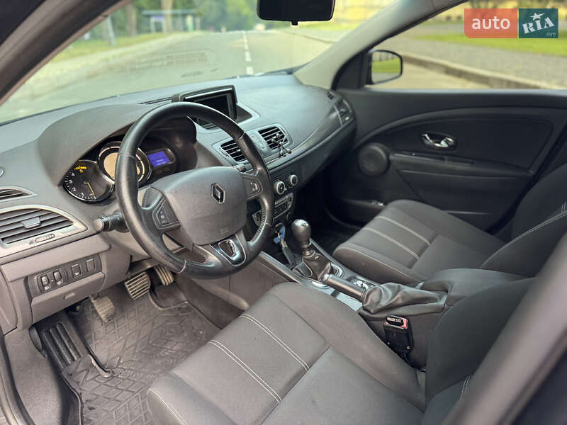Универсал Renault Megane 2014 в Киеве