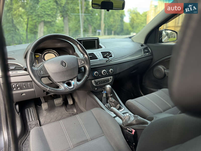 Универсал Renault Megane 2014 в Киеве