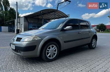 Хэтчбек Renault Megane 2004 в 