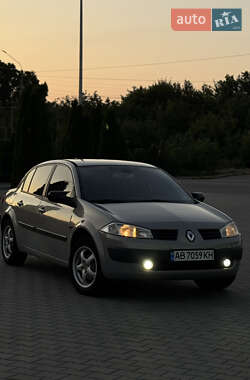 Седан Renault Megane 2004 в 