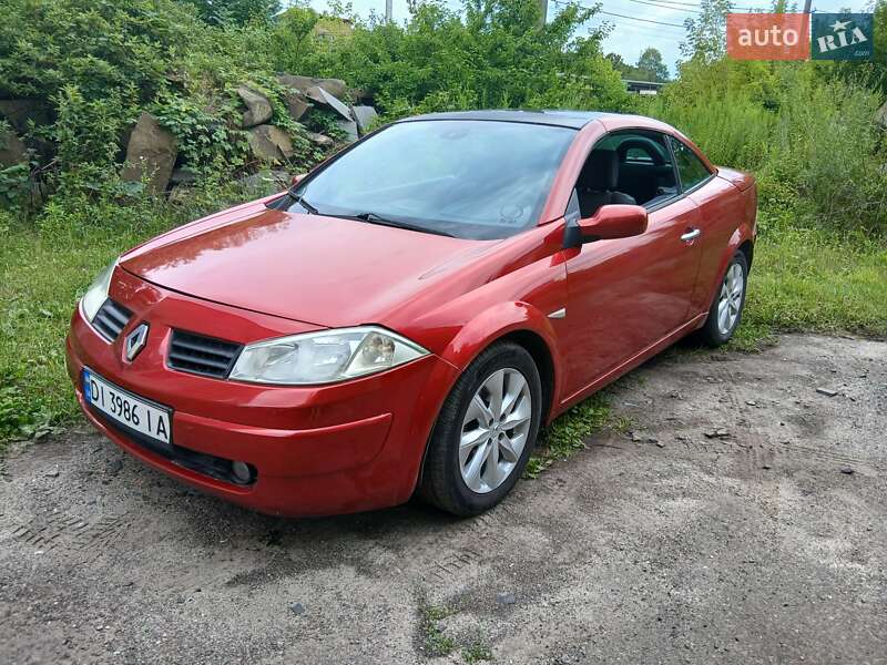Кабриолет Renault Megane 2004 в 