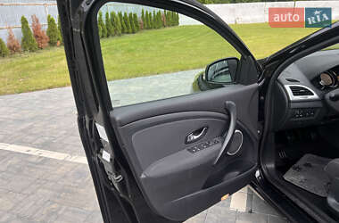 Хетчбек Renault Megane 2012 в 