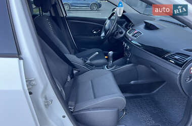 Универсал Renault Megane 2011 в 
