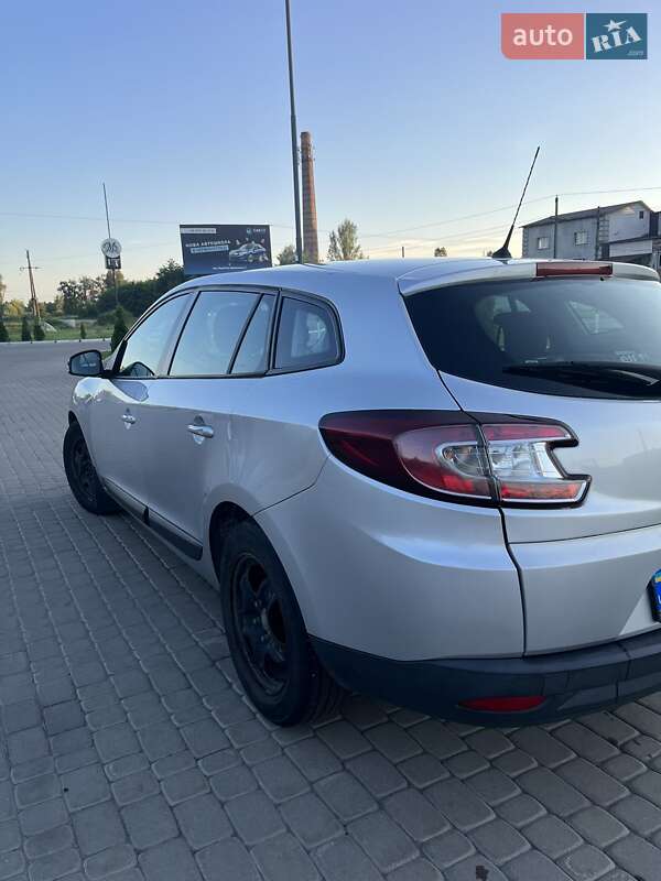 Универсал Renault Megane 2011 в Шептицькому фото 12 Универсал Renault Megane 2011 в Шептицькому