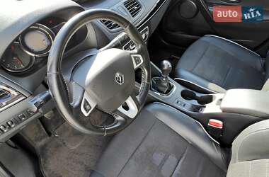 Хетчбек Renault Megane 2013 в 