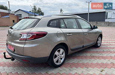Хетчбек Renault Megane 2009 в 