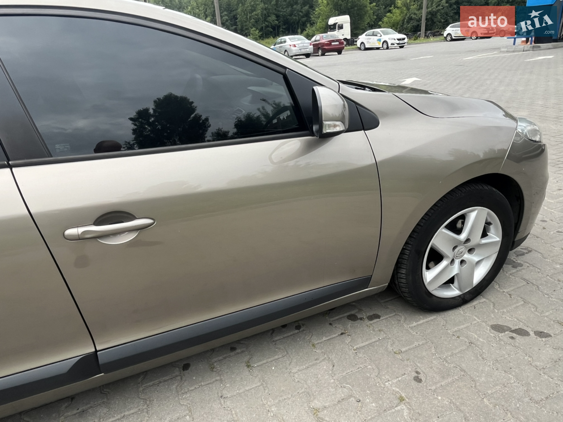 2012 Renault Megane - мініатюра 11