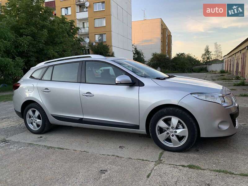 Універсал Renault Megane 2011 в Івано-Франківську