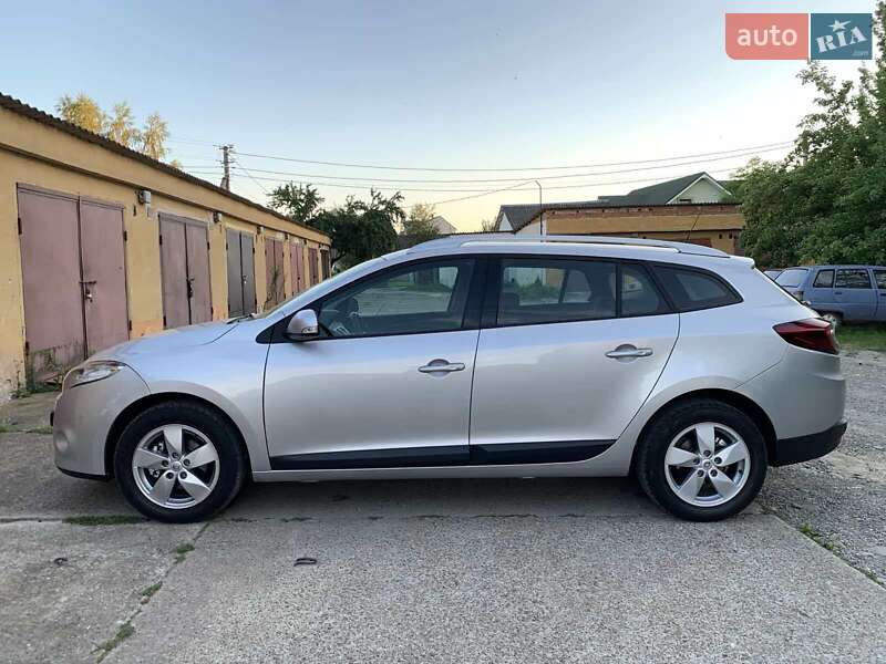 Універсал Renault Megane 2011 в Івано-Франківську