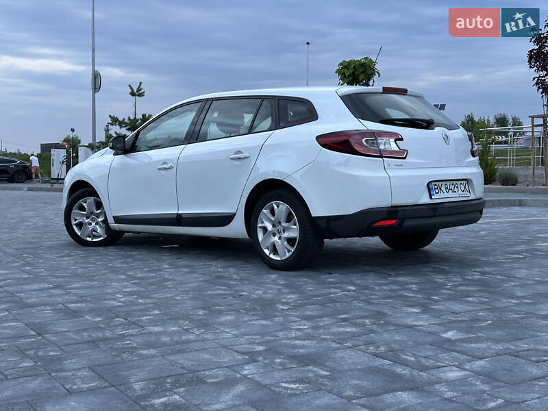 Универсал Renault Megane 2011 в Звягеле