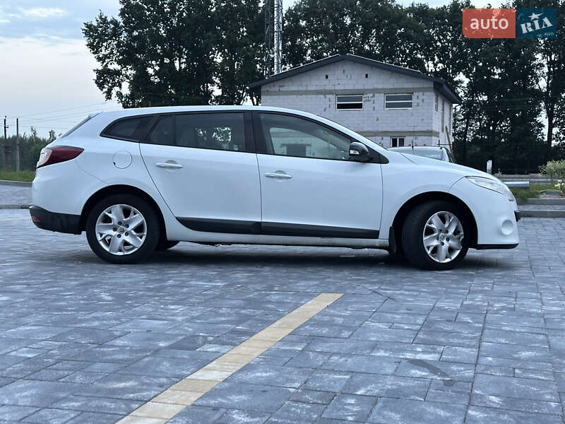 Универсал Renault Megane 2011 в Звягеле