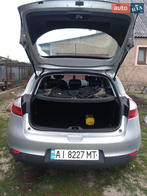 Хэтчбек Renault Megane 2011 в Бабинцам фото 7 Хэтчбек Renault Megane 2011 в Бабинцам