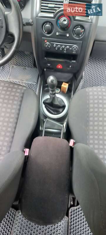 Хэтчбек Renault Megane 2008 в Запорожье