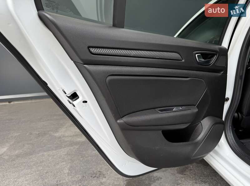 Седан Renault Megane 2018 в Киеве