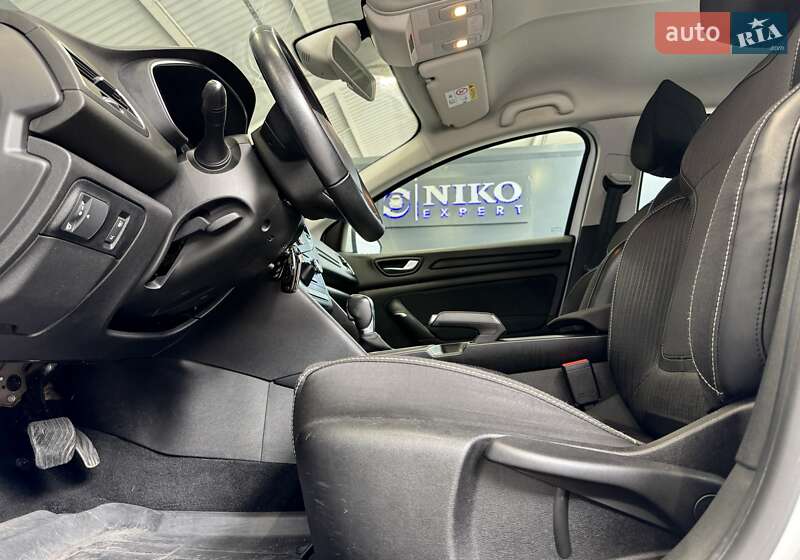 Седан Renault Megane 2018 в Киеве