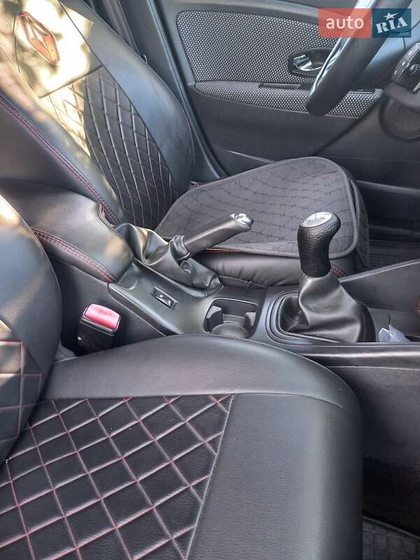 Хетчбек Renault Megane 2012 в Коростені фото 9 Хетчбек Renault Megane 2012 в Коростені