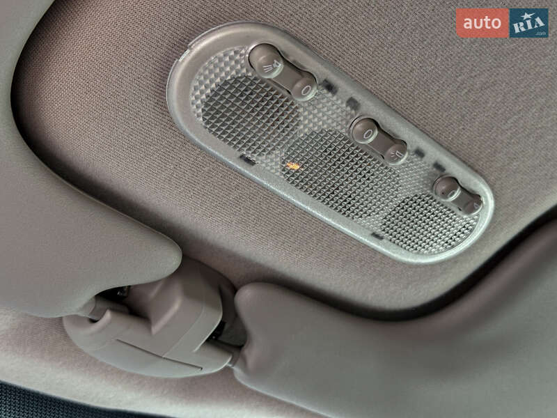 Универсал Renault Megane 2007 в Бродах фото 76 Универсал Renault Megane 2007 в Бродах