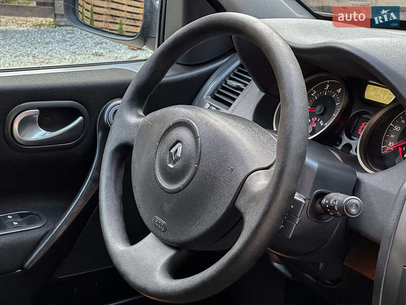 Универсал Renault Megane 2007 в Бродах фото 108 Универсал Renault Megane 2007 в Бродах