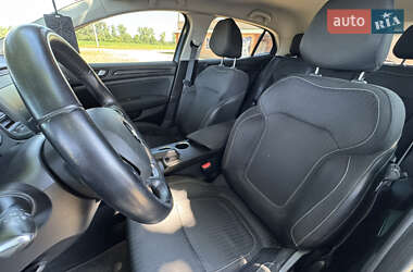 Хетчбек Renault Megane 2018 в 