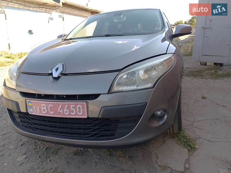 Хетчбек Renault Megane 2009 в Кривому Розі фото 18 Хетчбек Renault Megane 2009 в Кривому Розі
