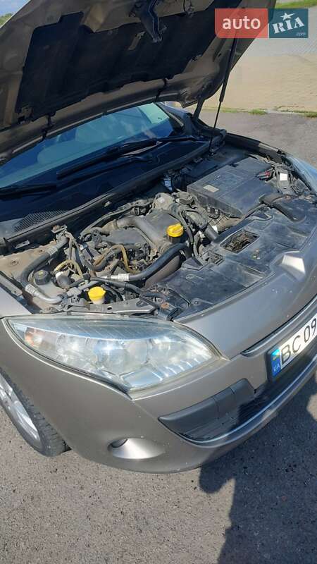 Универсал Renault Megane 2011 в Львове фото 12 Универсал Renault Megane 2011 в Львове