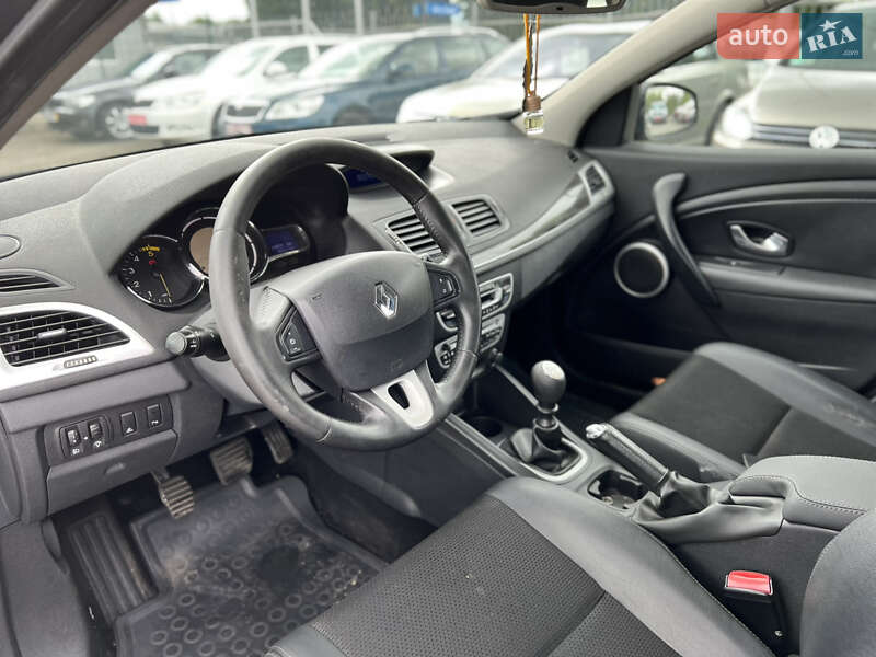 Универсал Renault Megane 2010 в Староконстантинове