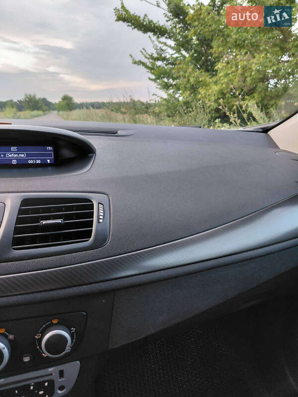 Універсал Renault Megane 2012 в Срібному