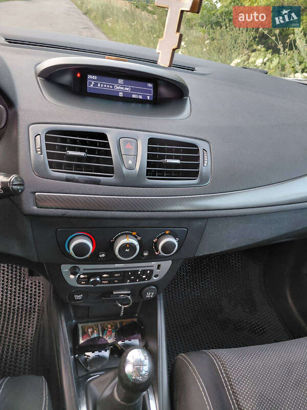 Універсал Renault Megane 2012 в Срібному