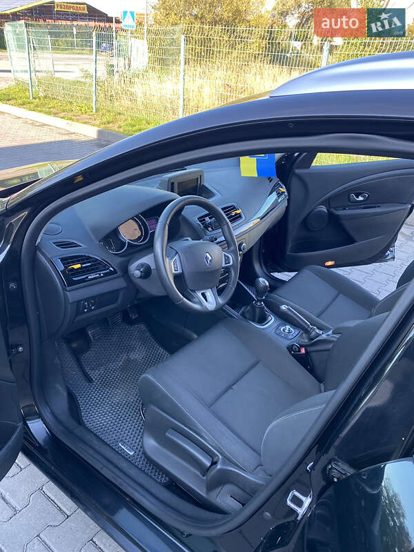 Универсал Renault Megane 2011 в Ивано-Франковске