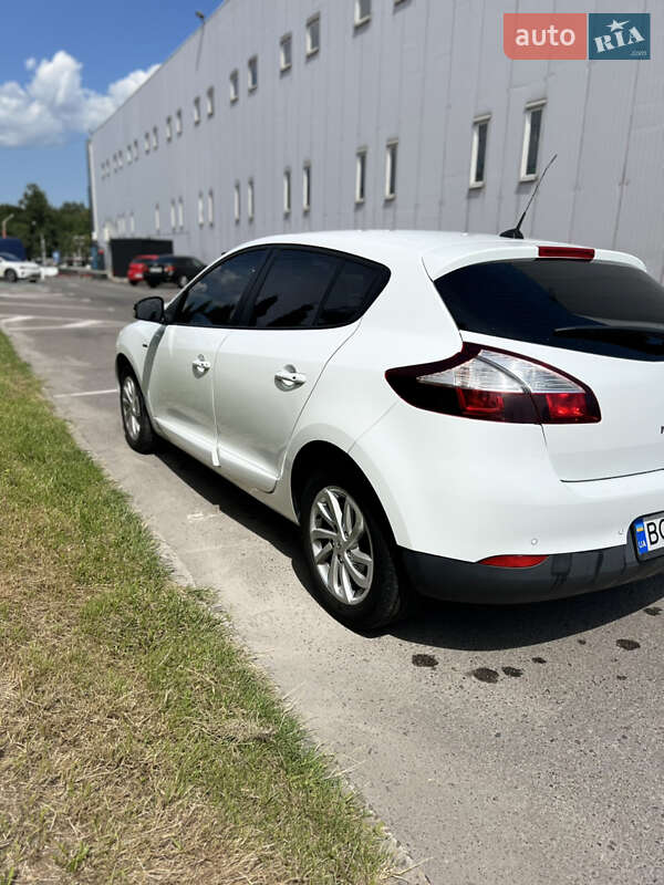 Хэтчбек Renault Megane 2015 в Львове