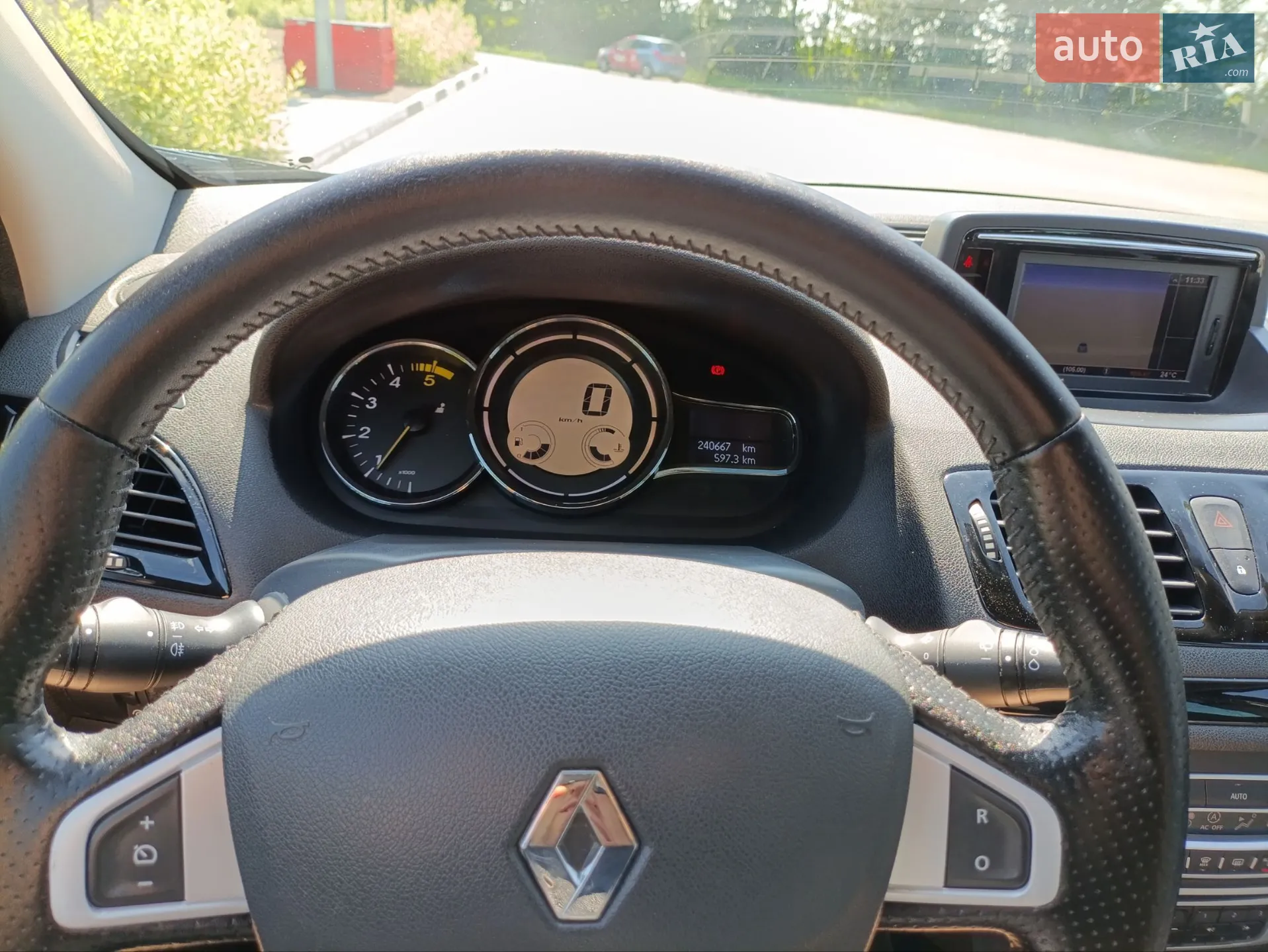 2012 Renault Megane - мініатюра 25
